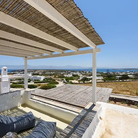 Parian Philoxenia Villa, Santa Maria Beach *